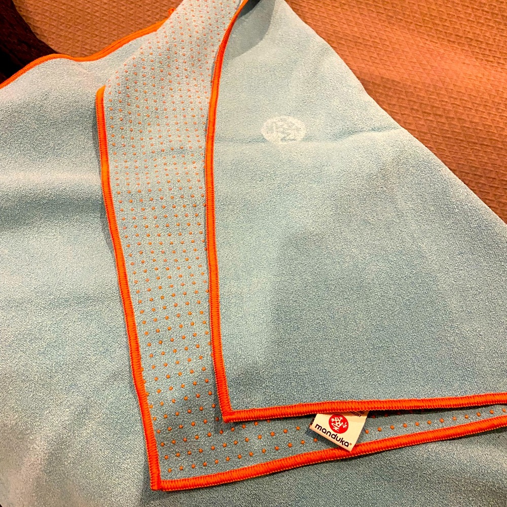Manduka yogi toes